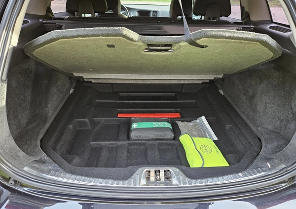 Volvo V60 cena 39900 przebieg: 291000, rok produkcji 2014 z Łomianki małe 529